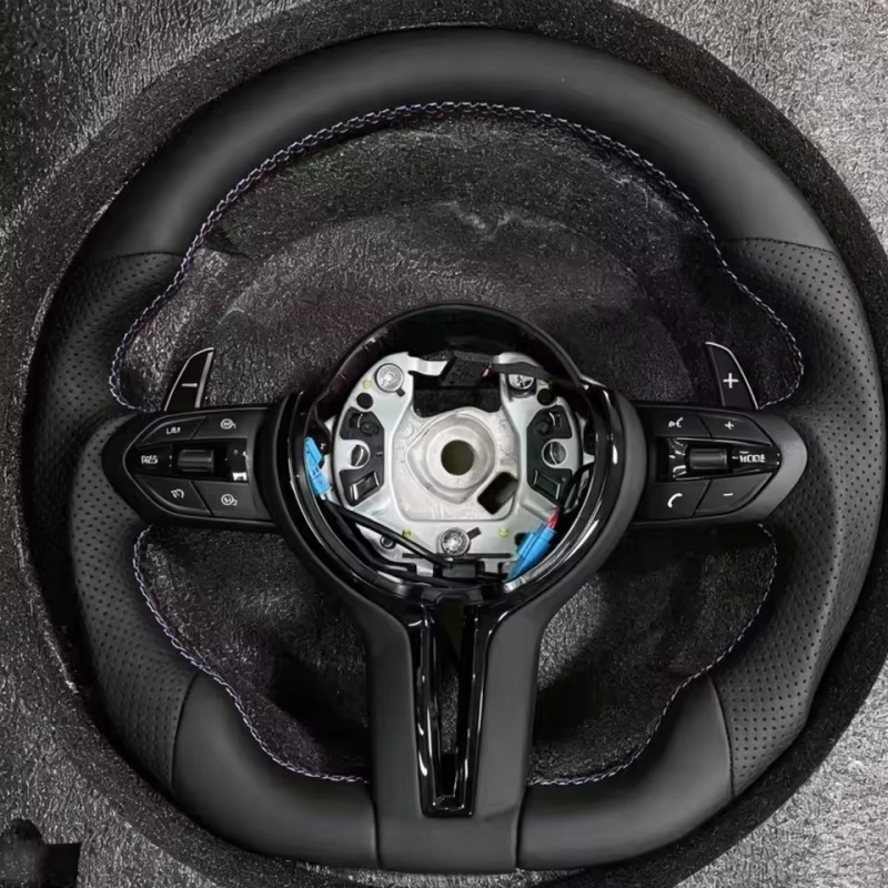 Кожаная оплетка на руль для BM – обзор и цена Car Accessories For Steering Wheel